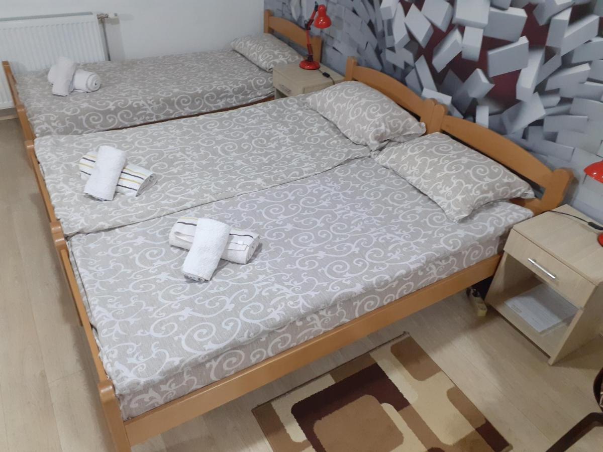 Appartamento Nadja Novi Sad Esterno foto