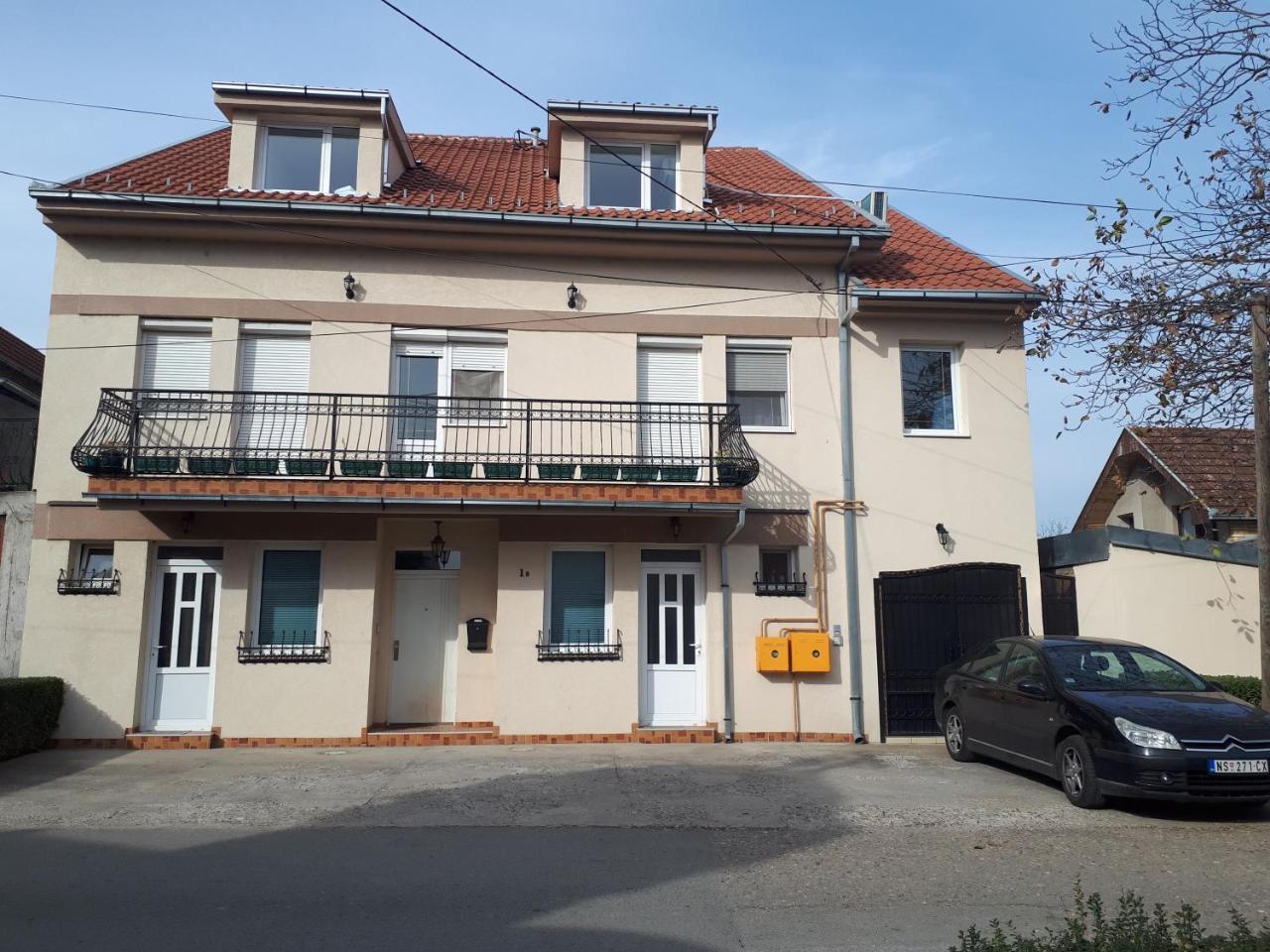 Appartamento Nadja Novi Sad Esterno foto