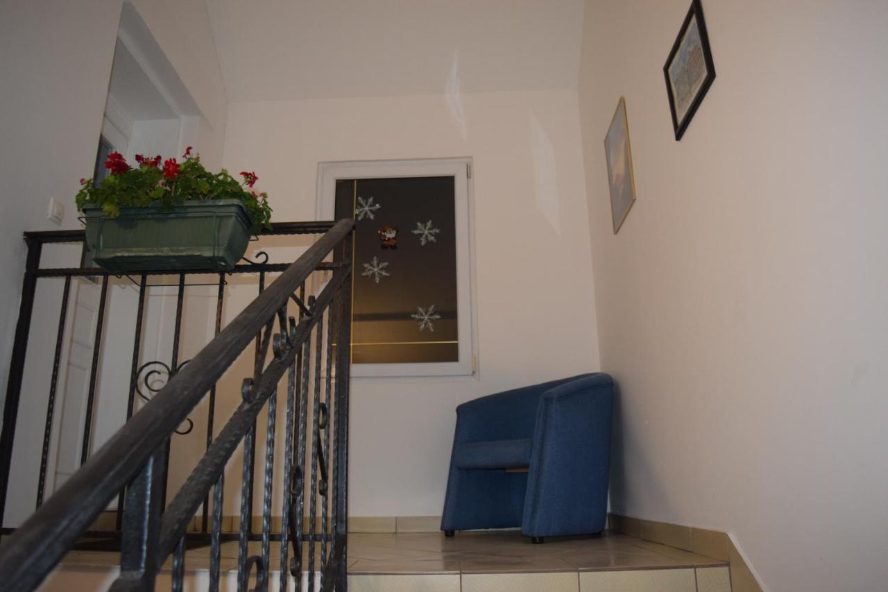 Appartamento Nadja Novi Sad Esterno foto