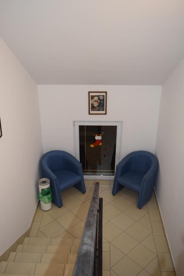 Appartamento Nadja Novi Sad Esterno foto