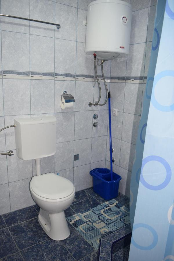 Appartamento Nadja Novi Sad Esterno foto
