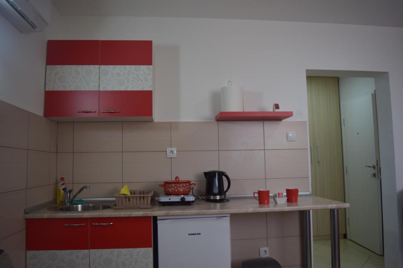 Appartamento Nadja Novi Sad Esterno foto
